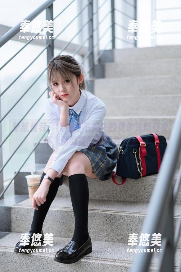 壁纸推荐：秋楚楚不秃头的贝尔法斯特女仆，别的美图都要靠边站