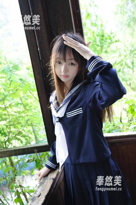 稚乖画册-赤西夜夜 稚乖画册 - 这次的美图!赤西夜夜与吉他少女的照片似乎在跳舞