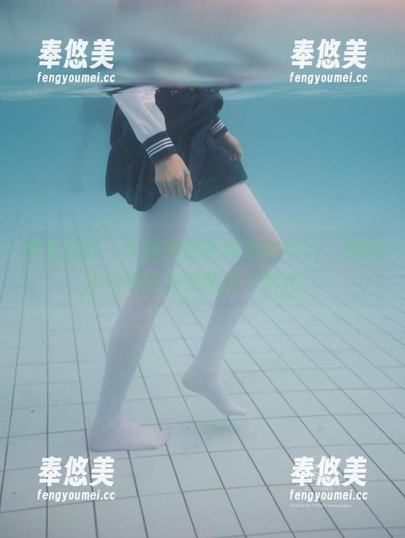 紧急企划-小奶糕Milky 紧急企划 - 泳池里的小奶糕Milky,别的小伙伴快来瞧瞧这个图包!