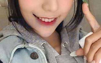 舞小喵的玉藻前舞娘写真图册，这姿势……真让人想多看几眼。