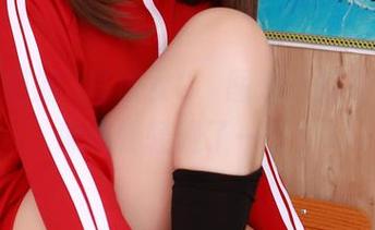 荒井喵喵的獣耳彼女2，图册一打开，心好像被轻轻碰了一下。