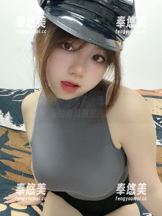 葱油饼er 微密圈 - 黑白女仆吊带,葱油饼er在图册里的奇幻厨房探险
