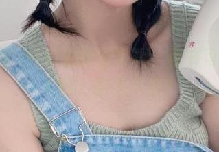 看贝儿酱Miki的全套写真，秘书可是能撩人的，你信不信？