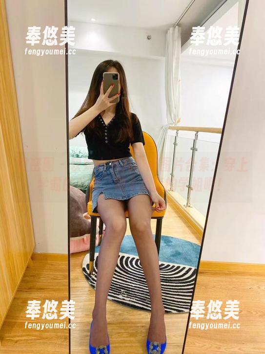 软妹小九九 微密圈 - 软妹小九九校服图片合集:穿上学霸的外衣,做个呆萌的学姐吧!