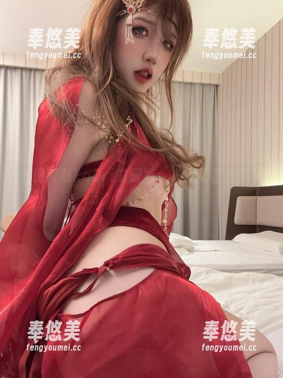 阿薰kaOri 发现阿薰kaOri的短裤:在没有圣光的地方,美图照样优雅
