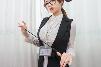 原图、精选双拼：雯妹不讲道理的妹妹，像是一场轻松的聚会。