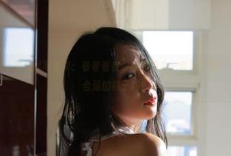 韩国CoCo双马尾写真集：看着看着，我也想来一套双马尾，你身边有合适的梳子吗？