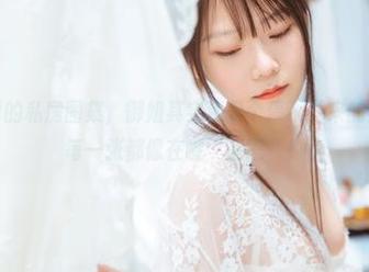 香草喵露露的私房图集，御姐其实就是个停不下来的沙雕，她的每一张都像在喊“来吧”！