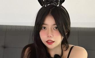 微密圈 – 鱼神鱼视角下的知性女友作品合集，优雅的出入瞬间！